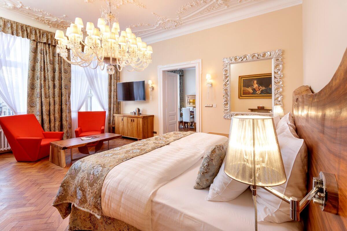 Hotel By Bhg Praag